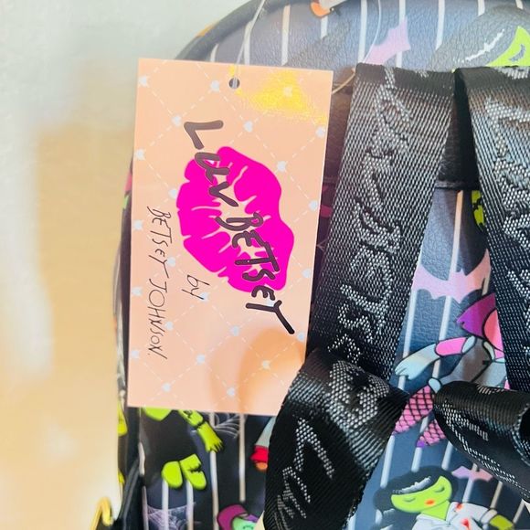 LUV BETSEY BY BETSEY JOHNSON Mid Size Backpack
Bag, Spooky Dolls, Halloween, NWT - Picture 5 of 16